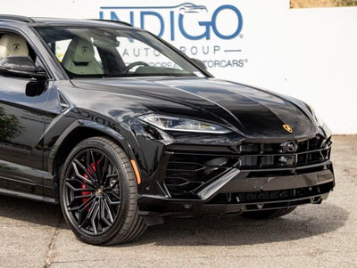 2025 Lamborghini Urus SE