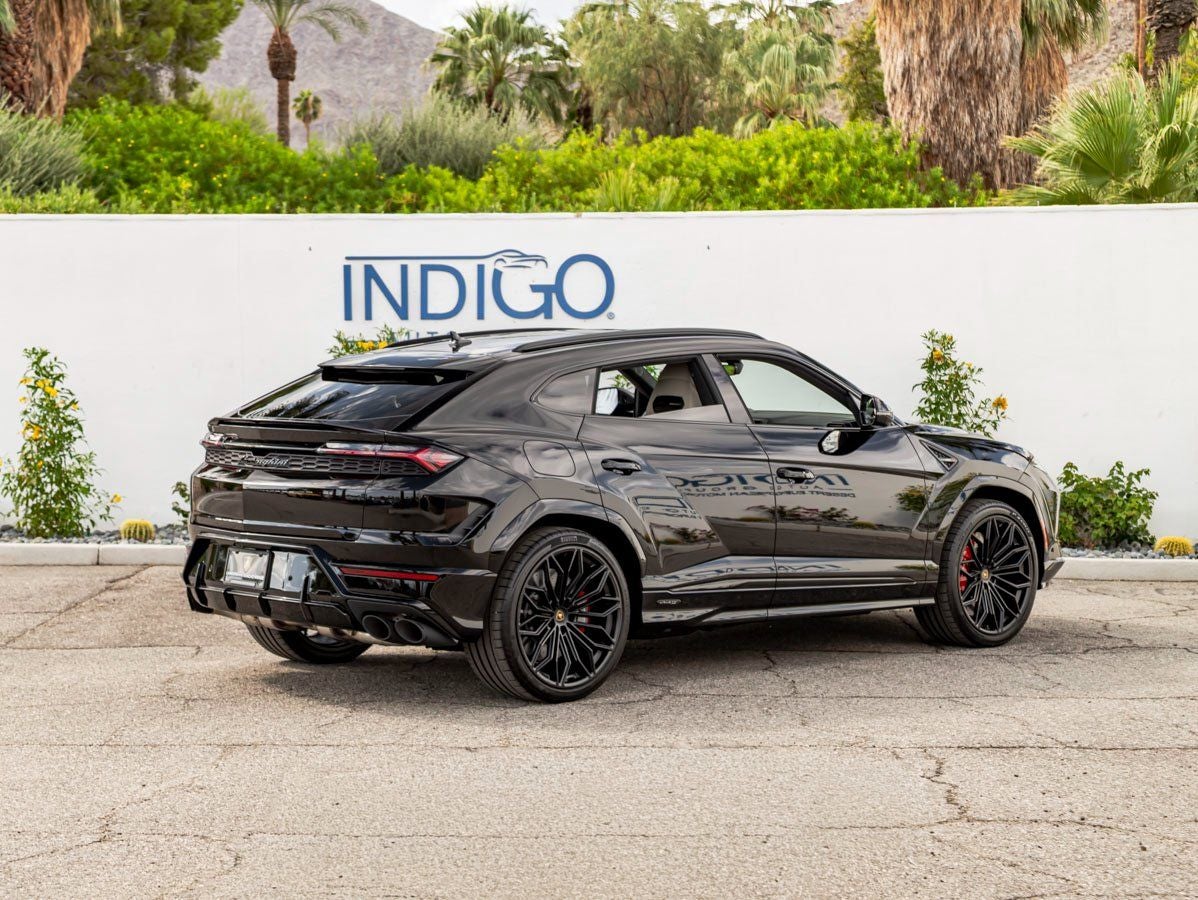 2025 Lamborghini Urus SE
