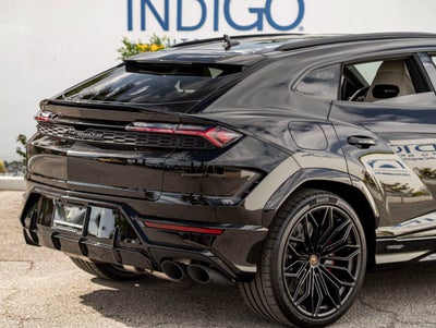 2025 Lamborghini Urus SE