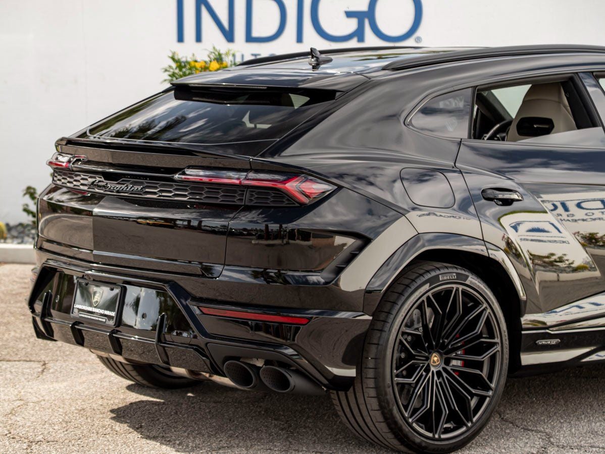 2025 Lamborghini Urus SE