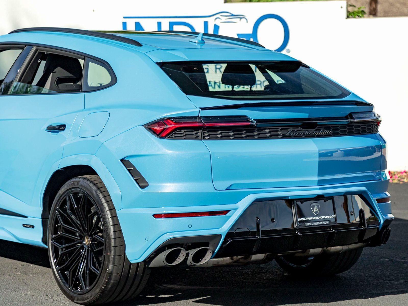 2025 Lamborghini Urus SE