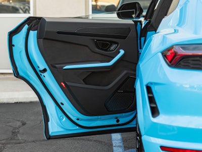 2025 Lamborghini Urus SE