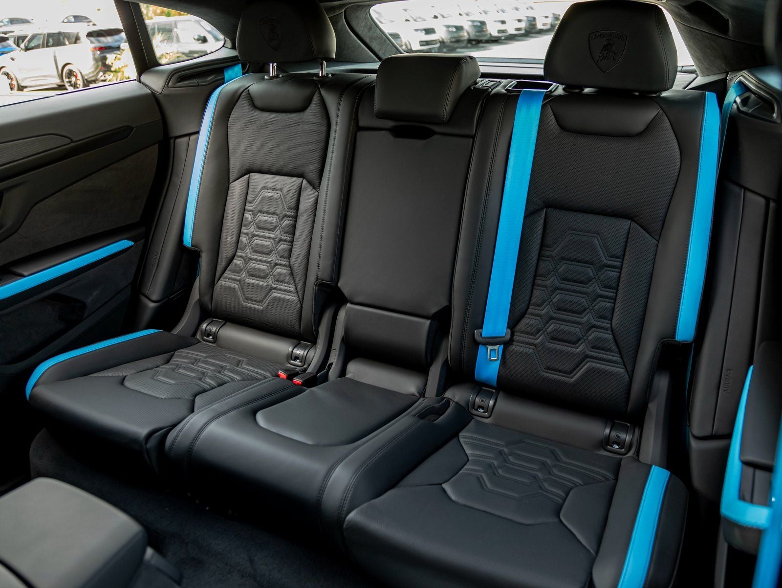 2025 Lamborghini Urus SE