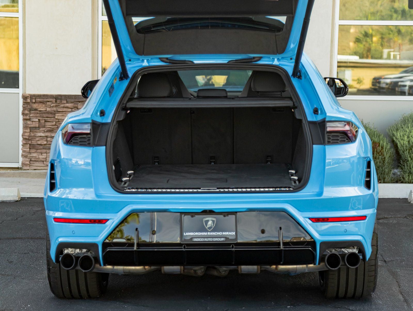 2025 Lamborghini Urus SE