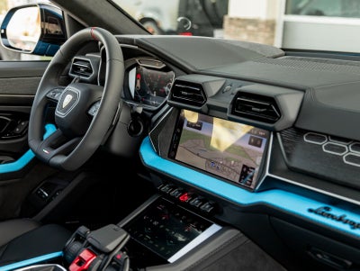 2025 Lamborghini Urus SE