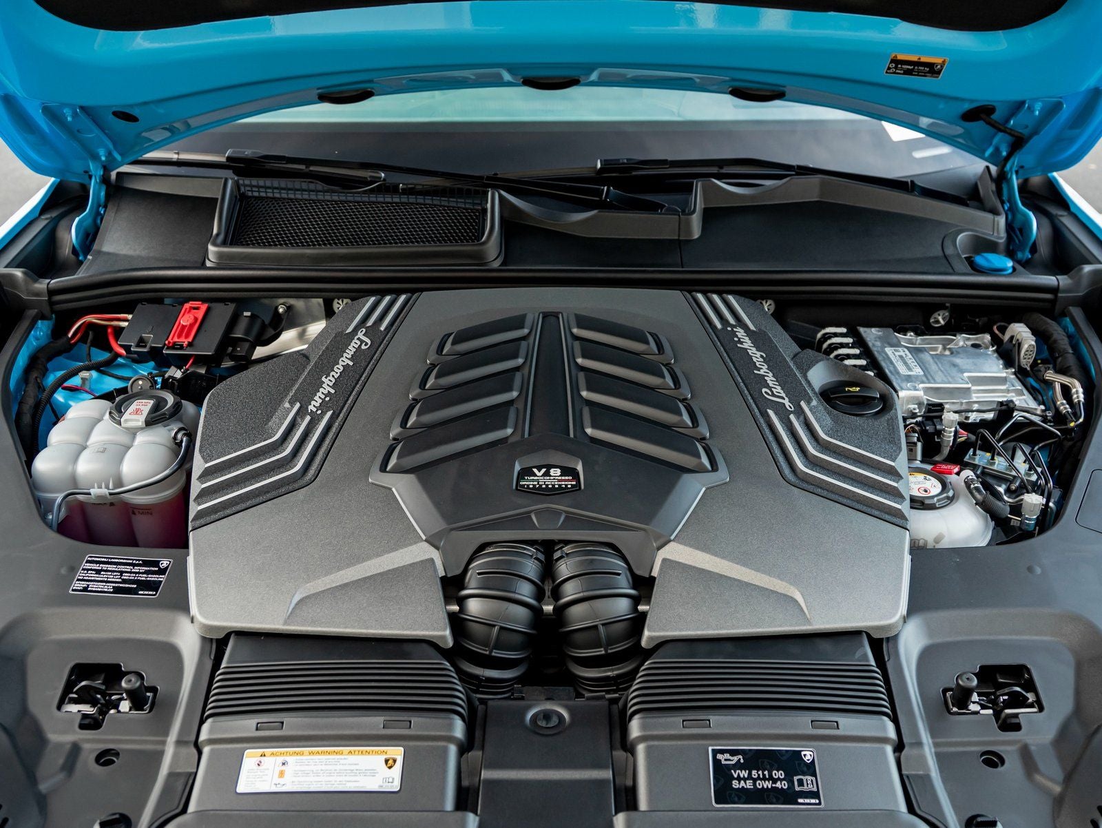 2025 Lamborghini Urus SE