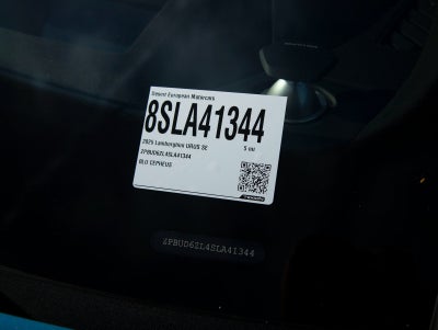 2025 Lamborghini Urus SE