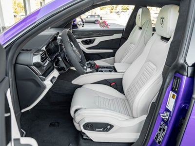 2026 Lamborghini Urus SE