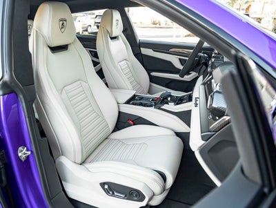 2026 Lamborghini Urus SE