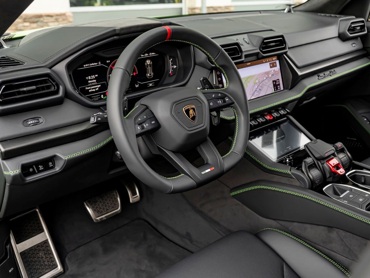 2026 Lamborghini Urus SE