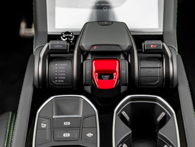 2026 Lamborghini Urus SE