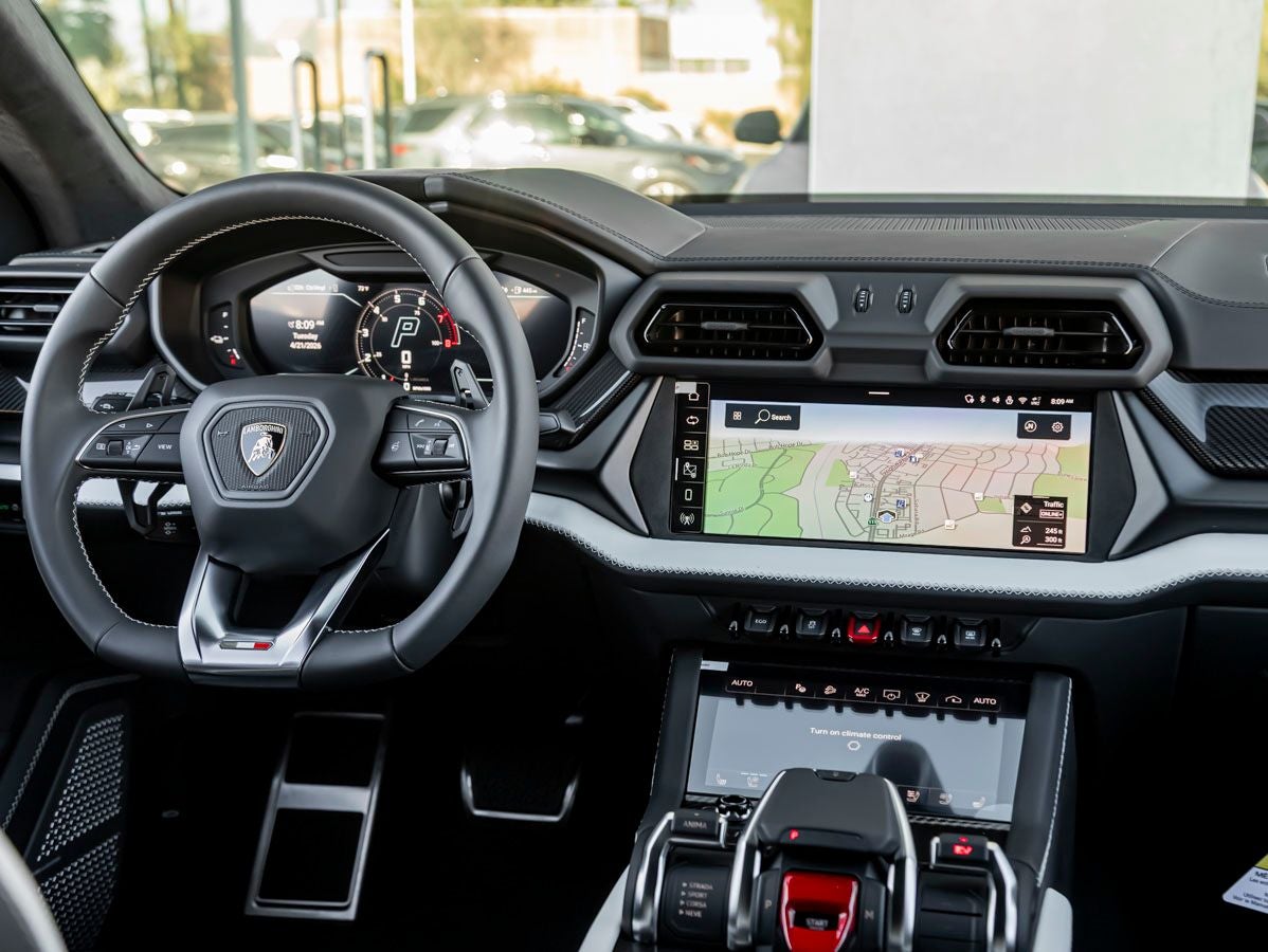 2026 Lamborghini Urus SE