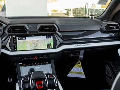 2026 Lamborghini Urus SE