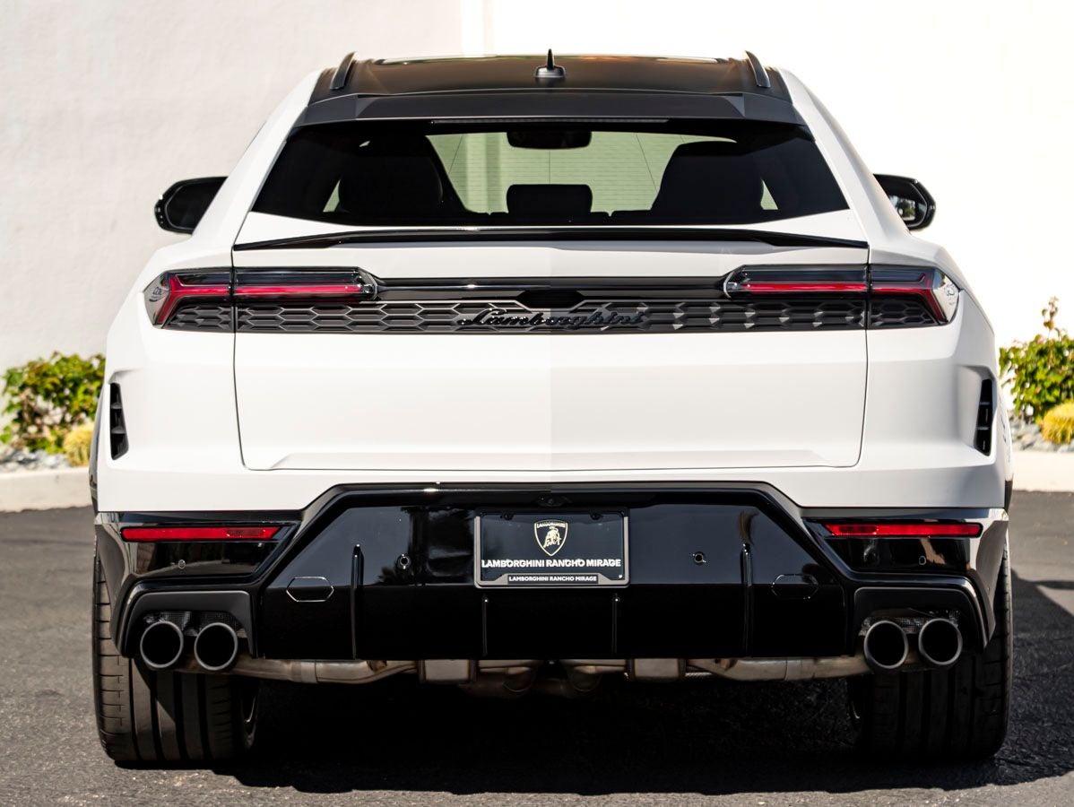 2026 Lamborghini Urus SE