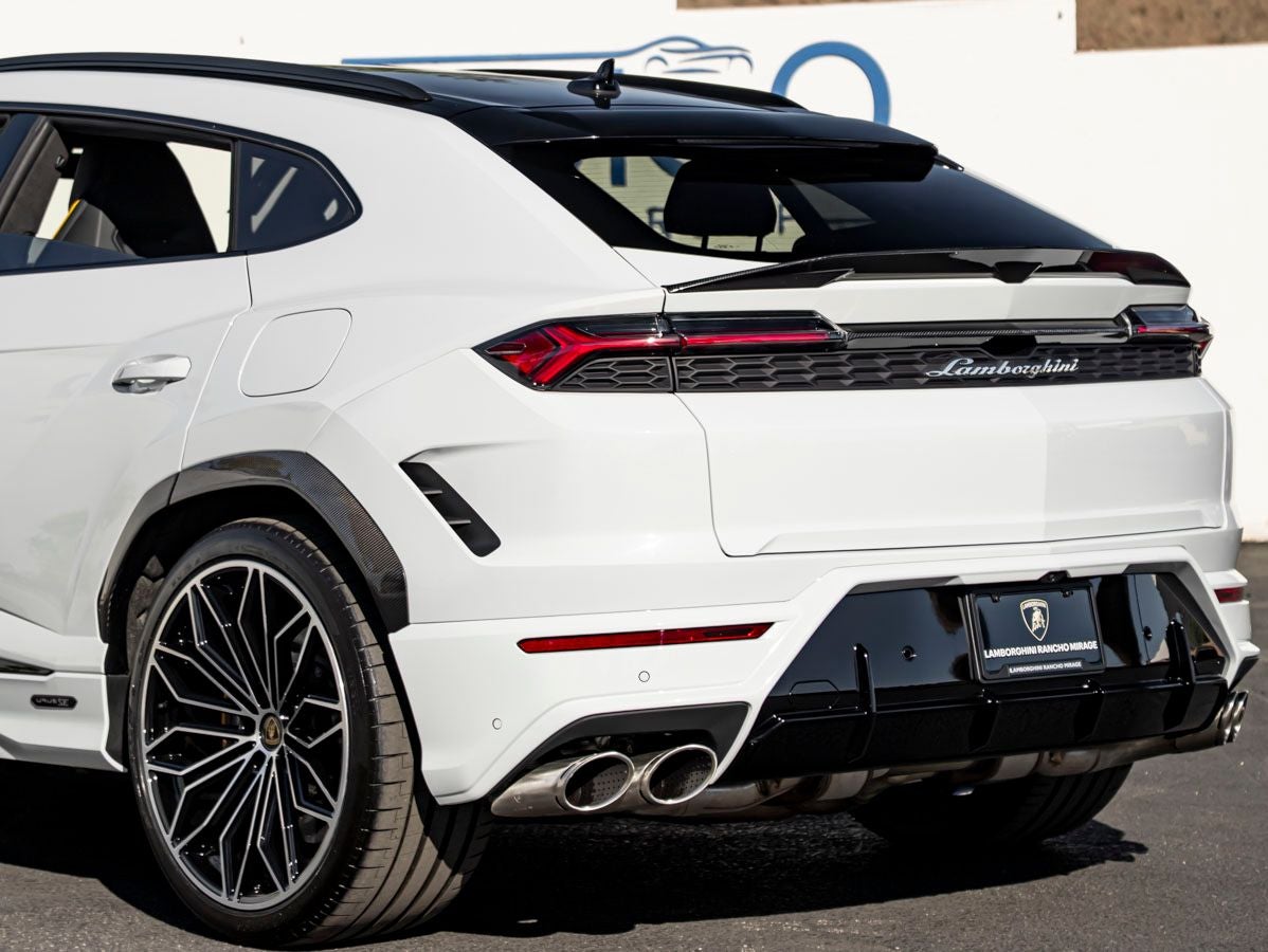 2026 Lamborghini Urus SE