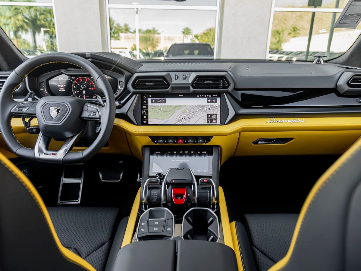 2026 Lamborghini Urus SE