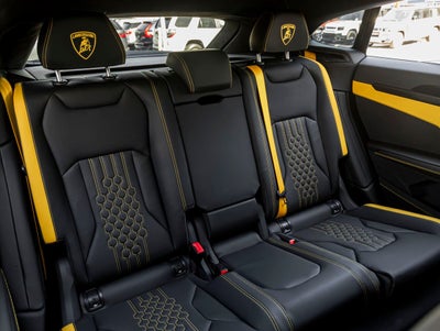 2026 Lamborghini Urus SE