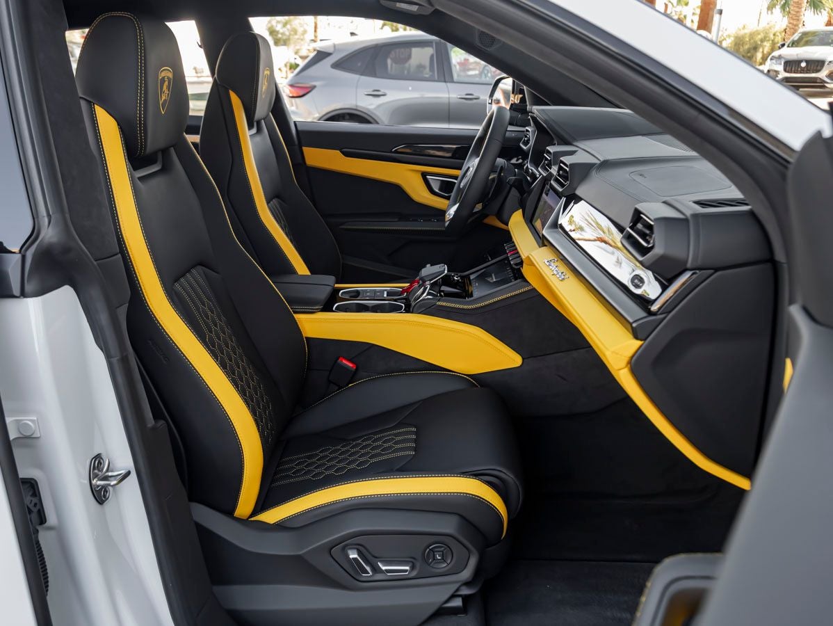 2026 Lamborghini Urus SE