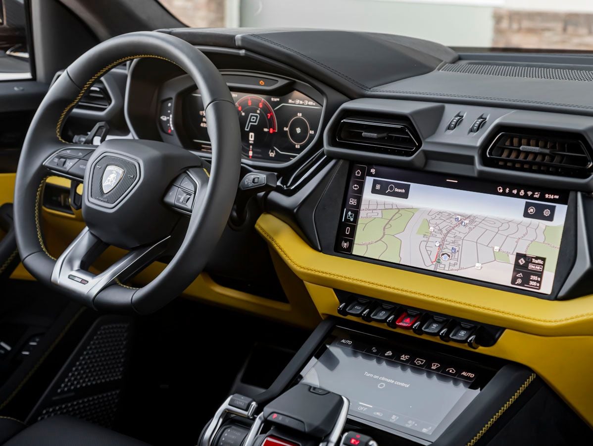 2026 Lamborghini Urus SE