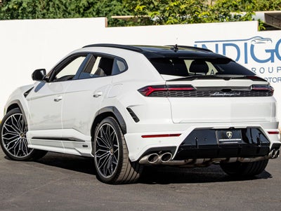 2026 Lamborghini Urus SE