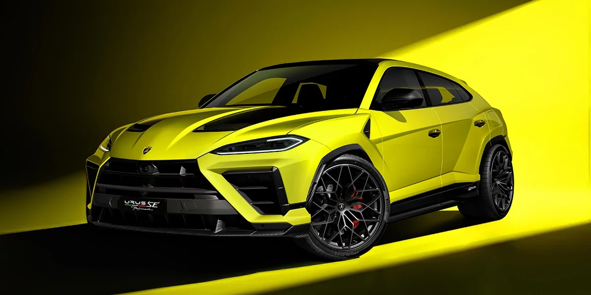 2027 Lamborghini Urus SE Performante plug-in hybrid Super SUV.
